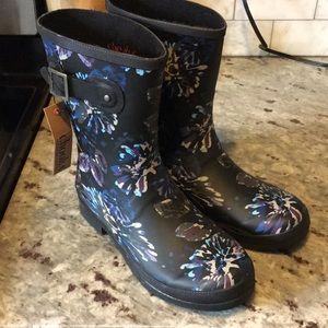 Chooka rain boots size 8 NWT never worn